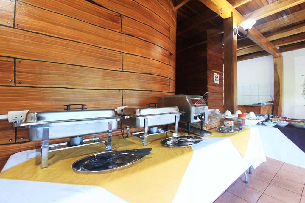 Santa Elena Hostel Resort Monteverde Ngoại thất bức ảnh