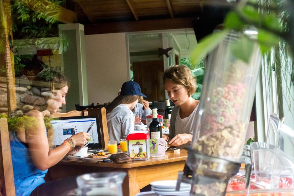 Santa Elena Hostel Resort Monteverde Ngoại thất bức ảnh