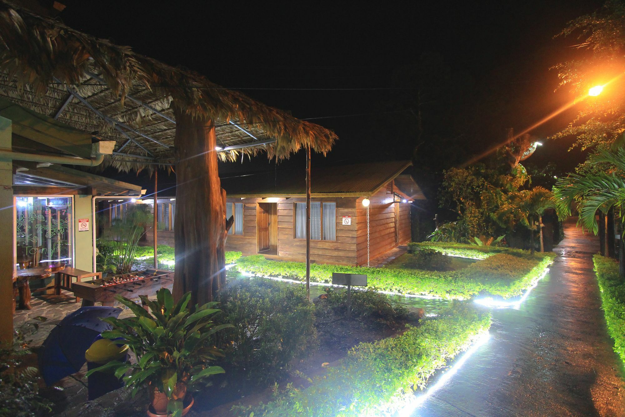 Santa Elena Hostel Resort Monteverde Ngoại thất bức ảnh