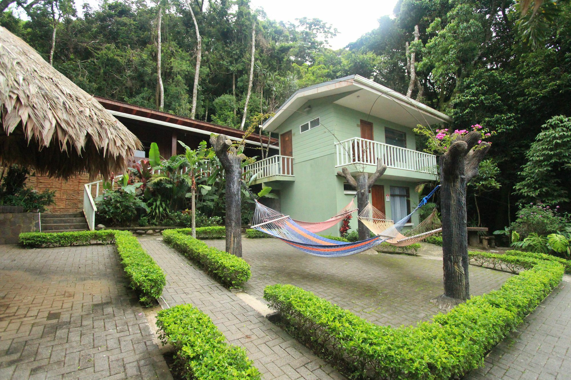 Santa Elena Hostel Resort Monteverde Ngoại thất bức ảnh